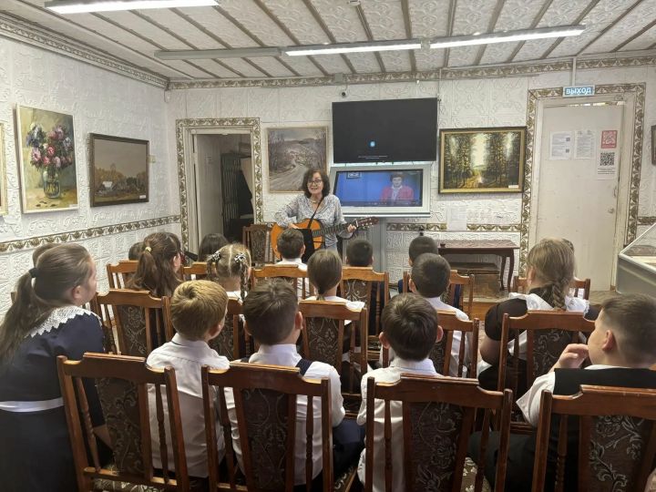 Зәйнең  туган як тарихын өйрәнү музеенда «Батырлык дәресе «узды