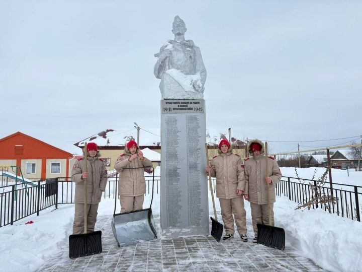 Юнармейцы Заинского района присоединились к акции «Верни Герою имя»