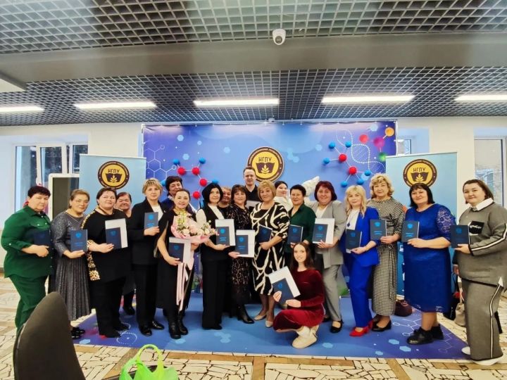 Зәйнең 16 мәдәният хезмәткәре социаль-мәдәни эшчәнлек буенча югары белем алды