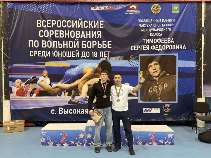 Данил – Бөтенроссия ярышларында көмеш призер