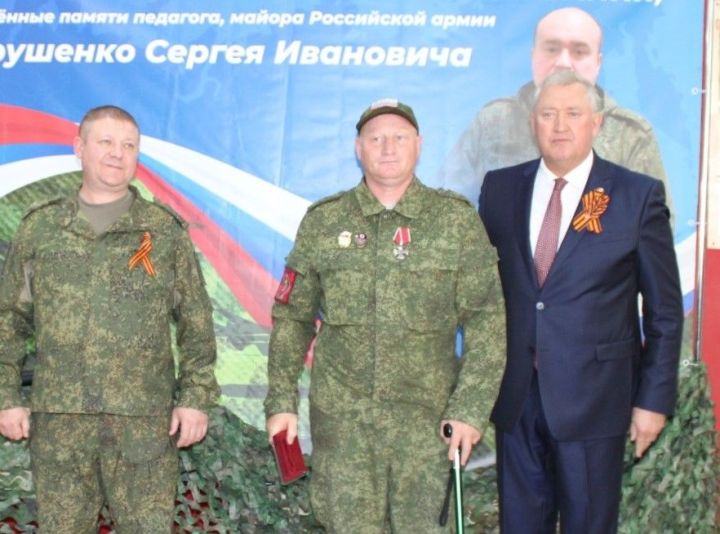 Зәйнең махсус хәрби операция ветераны фидакарьлеге һәм ныклыгы өчен Батырлык ордены белән бүләкләнде
