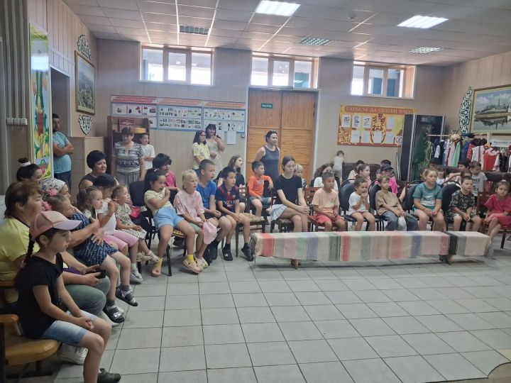 Бигеш балалары күбәләкләр тормышы һәм аларның төрләре белән танышты
