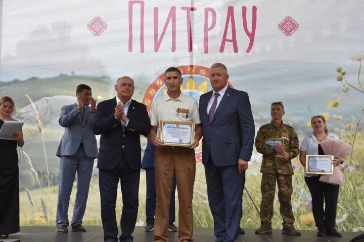 Көчле рух һәм бурычка тугрылык: Сәрәпәле авылыннан өлкән сержант тарихы