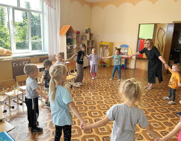 Зәйнең “Миләшкәй” бакчасы балалары дуслыкка багышланган чара уздырды