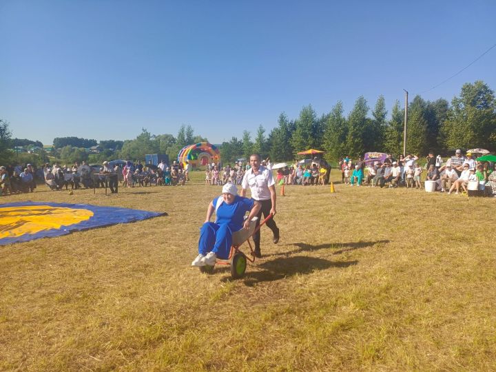 Имәнлебашта Авыл көне: халыкны тамырларга тугрылык  берләштерде