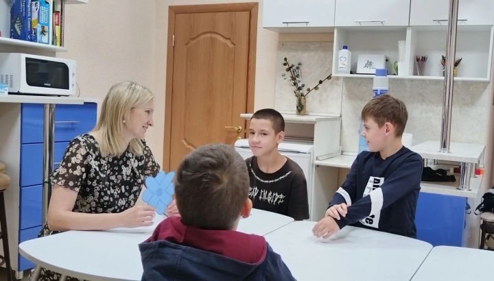 Зәйнең «Радость» үзәгендә ул һәм кызлар көне узды
