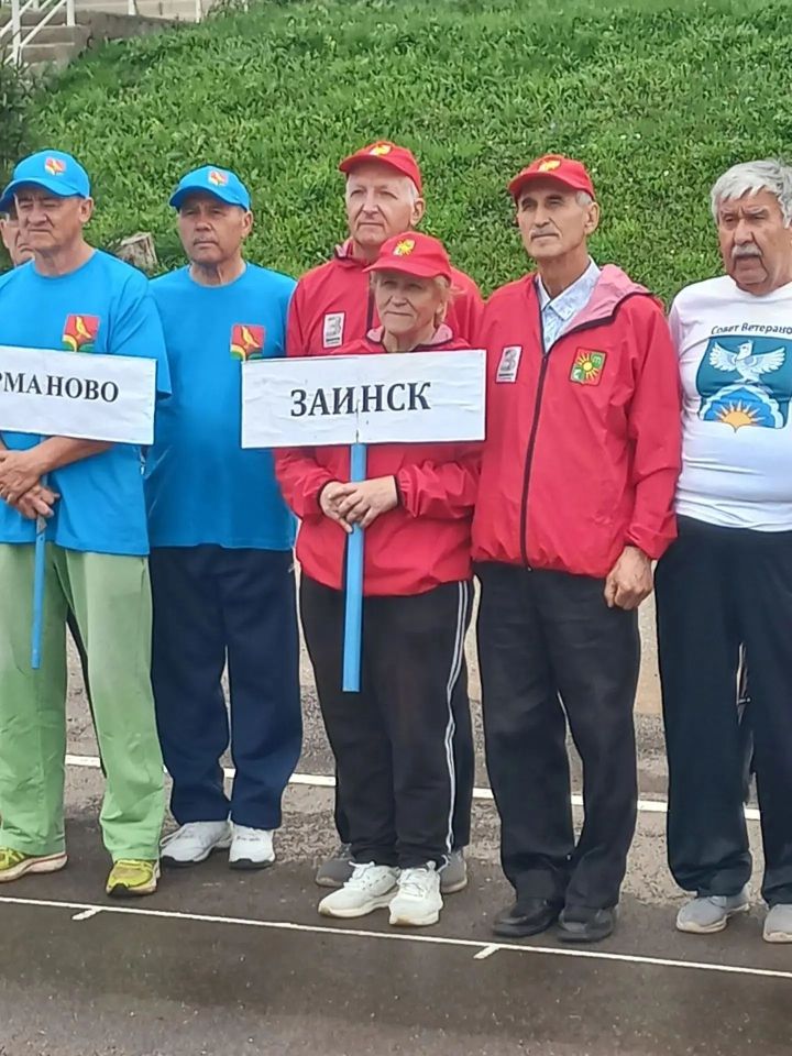 Зәй пенсионерлары командасы Лениногорскида шәһәр спорты буенча ярышларда катнашты