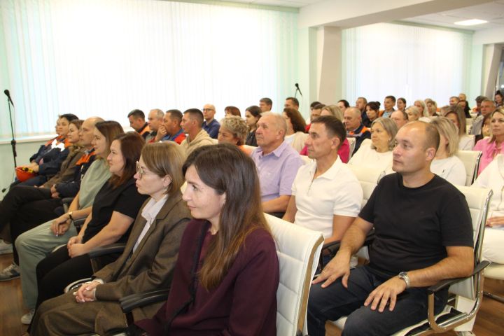 ГРЭСның хезмәт коллективы эшчәнлекләренә югары бәя алды