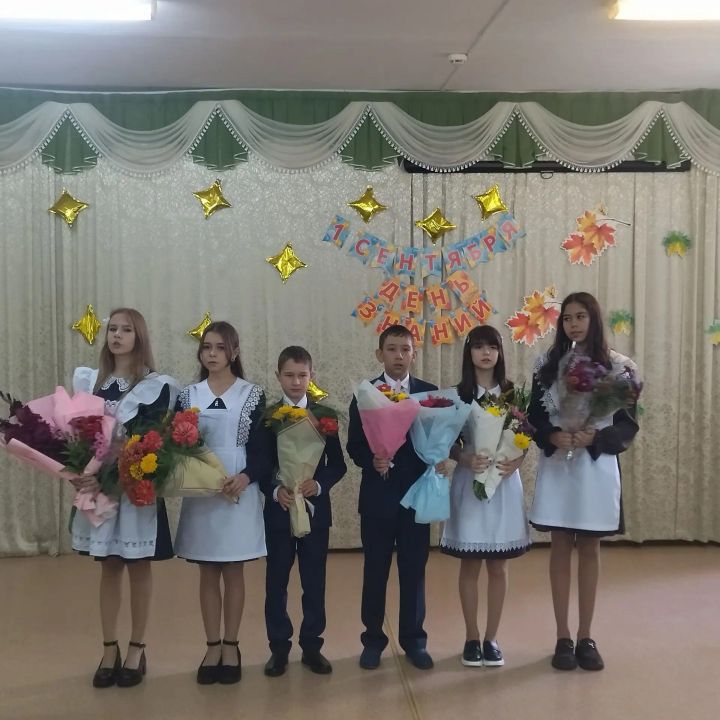 Югары Мәлем мәктәбендә беренче кыңгырау чыңлады