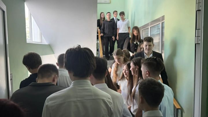 Зәй мәктәпләрендә һәм бакчаларында гадәттән тыш хәлләр вакытында эш итү тәртибе тикшерелде